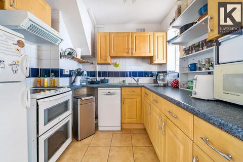 3 bedroom end of terrace house for sale, Pembury Avenue, Worcester Park, KT4