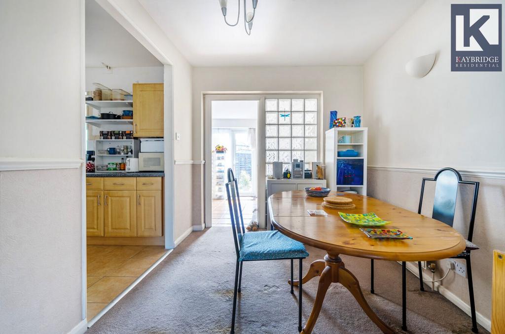 Pembury Avenue, Worcester Park - KT4 8 BY