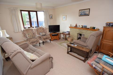 4 bedroom detached bungalow for sale, Hilltop Close, Shrewton, SP3 4EB