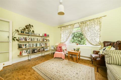 2 bedroom apartment for sale, Haydon Park Road, London