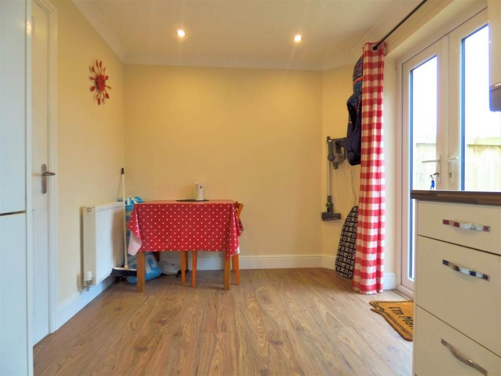 Kitchen aspect 2