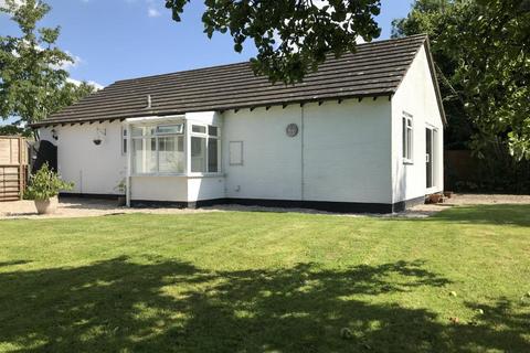 3 bedroom detached bungalow to rent, Hereford,  Herefordshire,  HR4