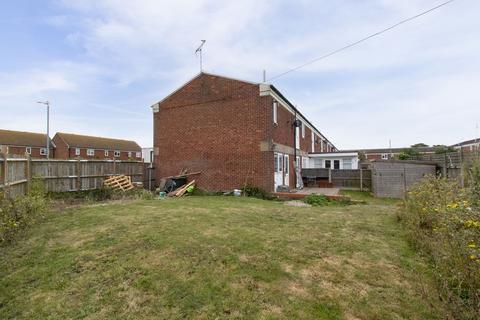 3 bedroom terraced house for sale, Lucerne Drive, Seasalter, CT5