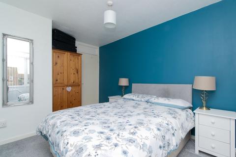 12 Lucerne Drive, Seasalter, Whitstable, CT5 4SE