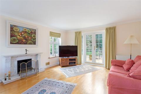 15 Pinecote Drive, Ascot, SL5 9PS