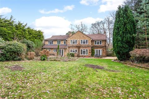 15 Pinecote Drive, Ascot, SL5 9PS
