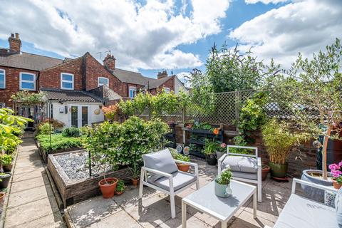 31 William Street, Kettering, NN16 9RS