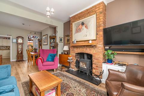 31 William Street, Kettering, NN16 9RS
