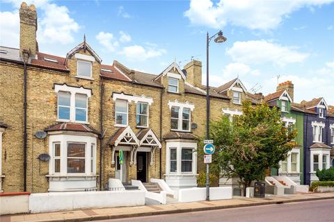 3 bedroom apartment for sale, East Hill, London, SW18