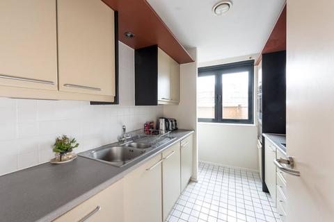 2 bedroom flat to rent, Cromwell Road, South Kensington, London, SW7