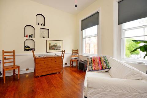 2 bedroom flat to rent, Harrington Gardens, South Kensington, London, SW7