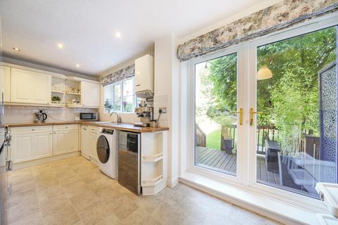 2 Coltsfoot Close, Burghfield Common, Reading, RG7 3JT