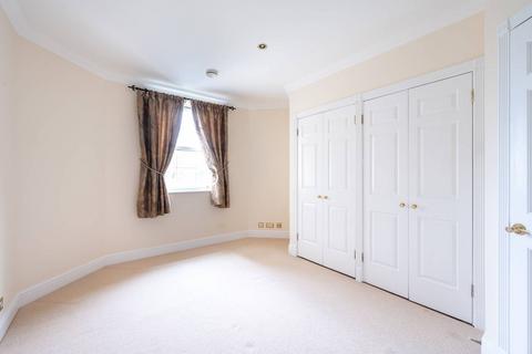 3 bedroom flat for sale, Chapman Square, Wimbledon Common, London, SW19