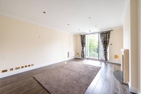 3 bedroom flat for sale, Chapman Square, Wimbledon Common, London, SW19