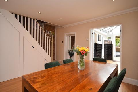 98 High Street, Wouldham, Rochester, ME1 3UW