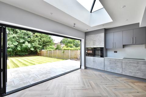 53 Wickham Chase, West Wickham, BR4 0BG