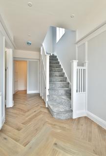 53 Wickham Chase, West Wickham, BR4 0BG
