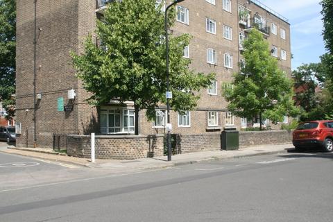 3 bedroom flat to rent, Kington House, Mortimer Crescent NW6