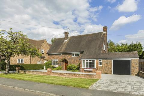 Beaconsfield - 4 bedroom detached house for sale
