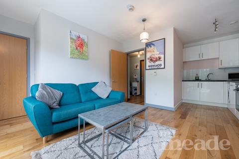 1 bedroom flat for sale, Repton House, Highams Park, E4