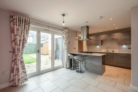 4 bedroom terraced house to rent, Devon Gardens, Edinburgh, Midlothian, EH12