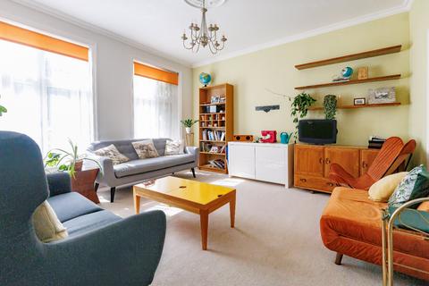 4 bedroom terraced house for sale, Forest Drive East, Leytonstone