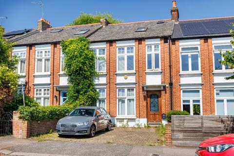 4 bedroom terraced house for sale, Forest Drive East, Leytonstone