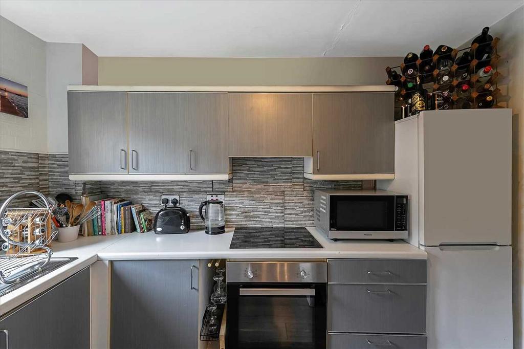 Kitchen (2)