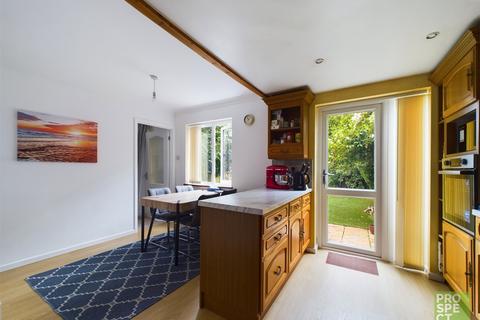 3 bedroom end of terrace house for sale, Oakengates, Bracknell, Berkshire, RG12