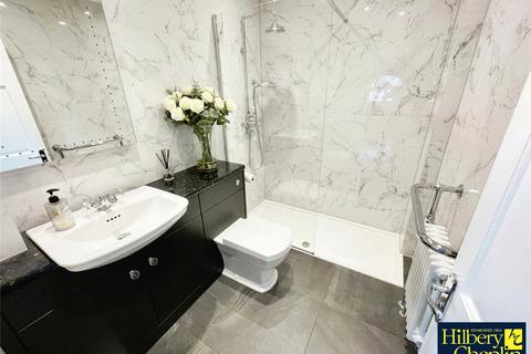43 Meadow Way, Upminster, RM14 3AB