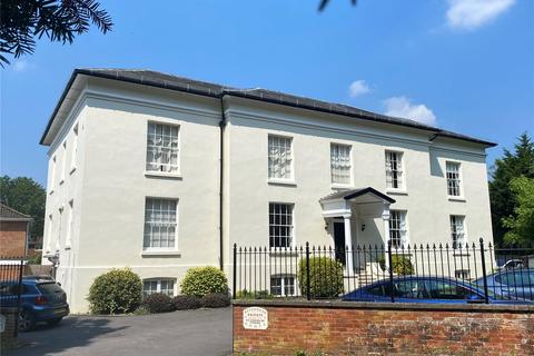 2 bedroom apartment to rent, The Meads, Hampshire SO51