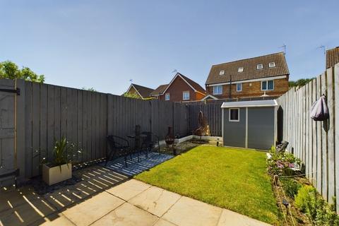 3 bedroom townhouse for sale, Darwin Drive, Driffield, YO25 5PF