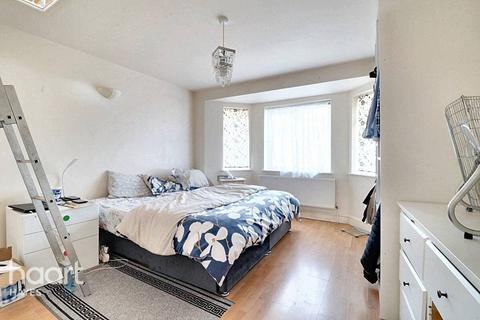 2 bedroom maisonette for sale, Tudor Road, Hayes