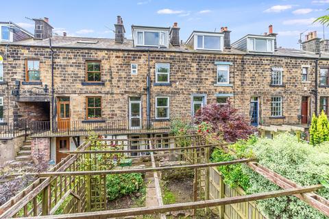 2 bedroom terraced house for sale, Ilkley Road, Otley, West Yorkshire, LS21