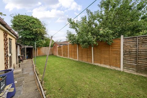 3 bedroom end of terrace house for sale, Watermore Close, Bristol BS36