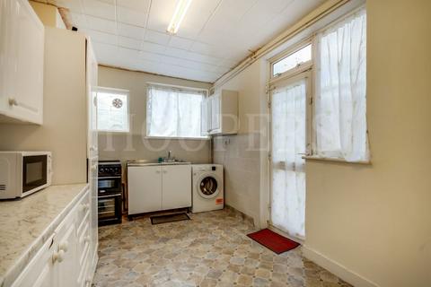 3 bedroom semi-detached house for sale, Oxgate Gardens, London, NW2