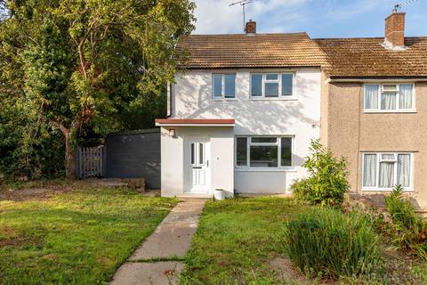 3 bedroom end of terrace house for sale, Beckett Lane, Crawley RH11