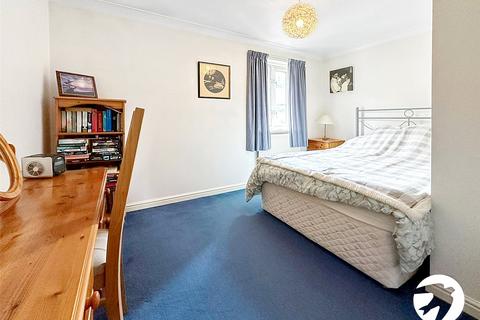 19 Applecross Close, Rochester, ME1 1SQ