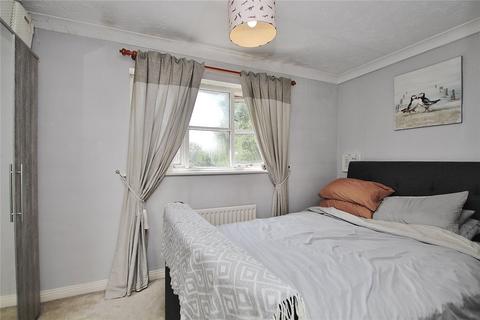 34 Bloomfield Close, Knaphill, Woking, GU21 2BL