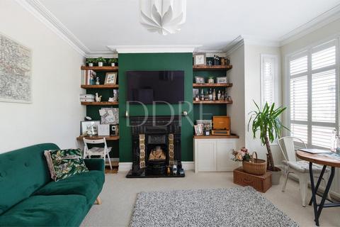 2 bedroom apartment to rent, Hawkshead Road, London, NW10