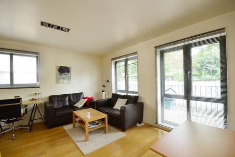 2 bedroom flat to rent, Prebend Street, Angel, London, N1