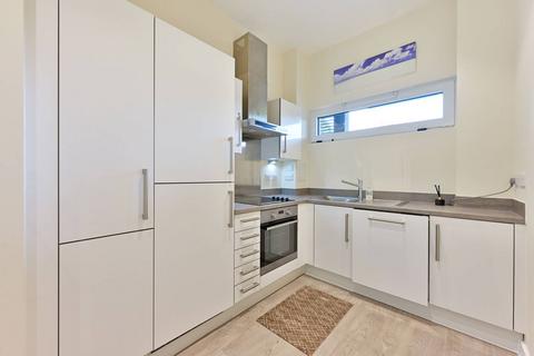 1 bedroom flat for sale, Spectrum Way, Wandsworth, London, SW18