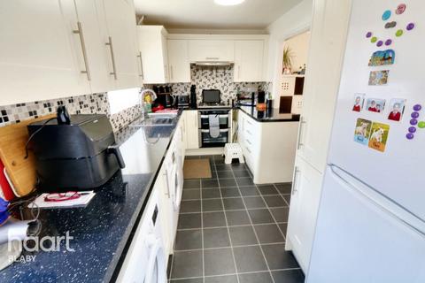 3 bedroom property for sale, Marshall Close, Leicester