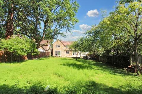 8 bedroom detached house for sale, Warren Road, Uxbridge