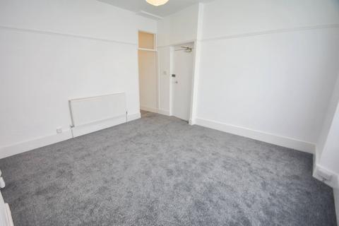 1 bedroom flat to rent, Babbacombe Road, Torquay TQ1