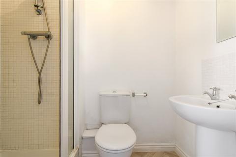 3, Springwater House, 8 Swan Close, Swindon, SN3 4QB