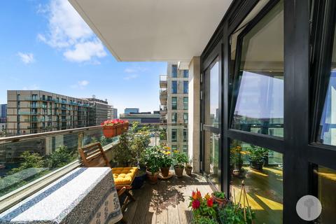 3 bedroom flat for sale, Mirabelle Gardens, London E20