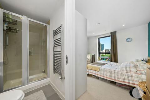 3 bedroom flat for sale, Mirabelle Gardens, London E20