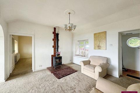 3 bedroom detached bungalow for sale, Picton Road, Penyffordd, Flintshire CH8 9JQ