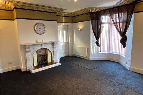 3 bedroom semi-detached house for sale, Staincliffe Road, Dewsbury, WF13